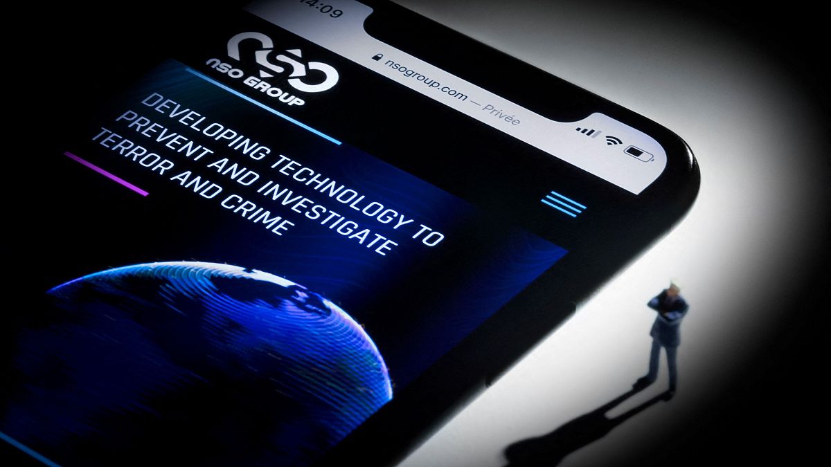 Apple iPhone iOS 14.8 patches security exploit used by Pegasus spyware