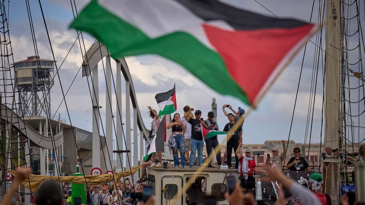 Storm forces Gaza aid flotilla back to Barcelona port