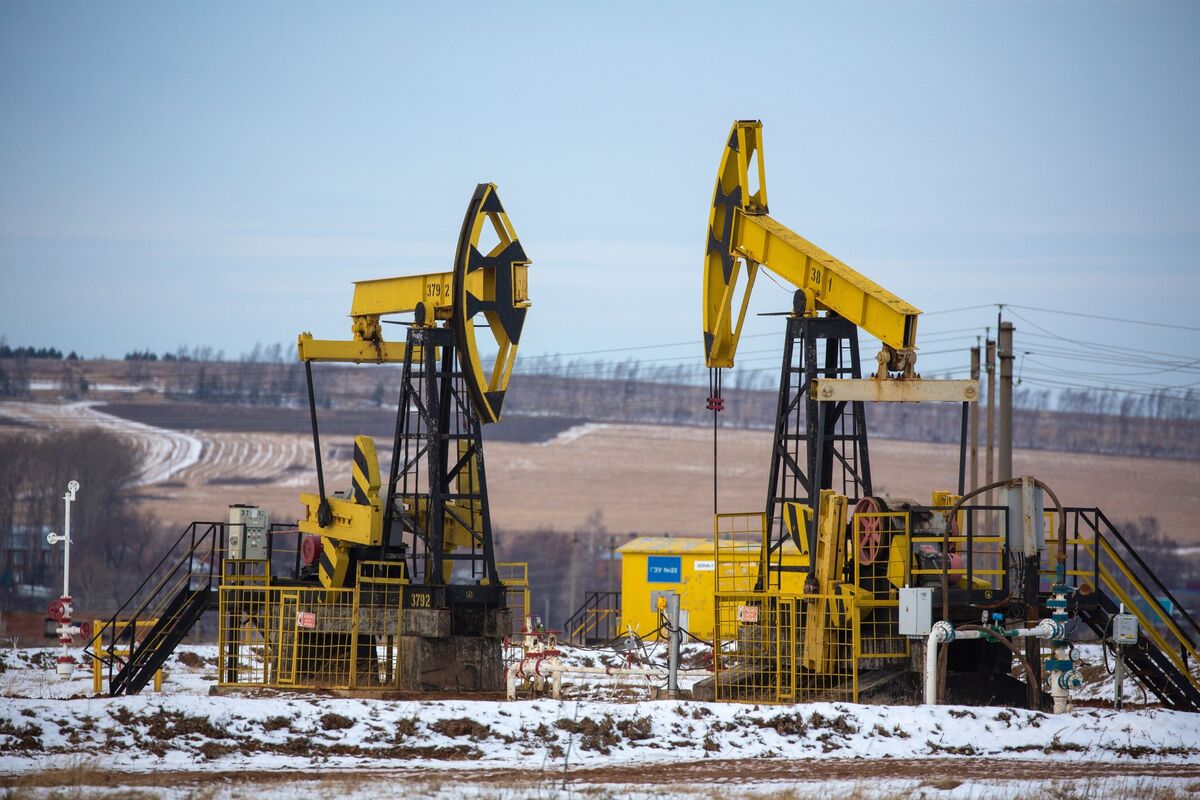 India Will Keep Buying Russian Oil, Finance Minister Says – Bloomberg