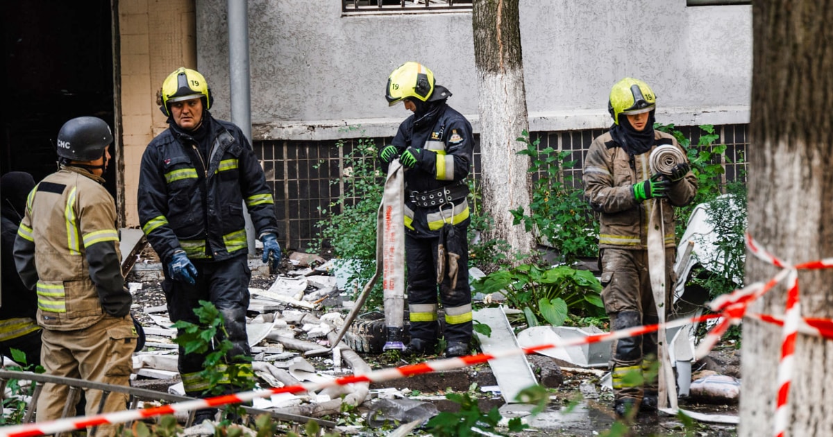 Russia launches a large-scale attack on Ukraine, killing 3 and wounding dozens