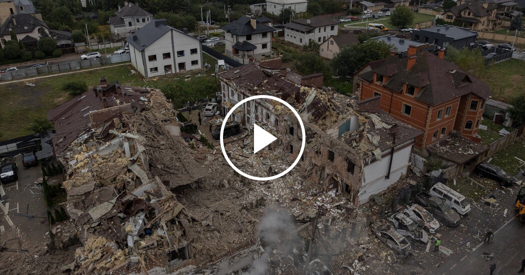 Russia Unleashes Hourslong Barrage on Kyiv