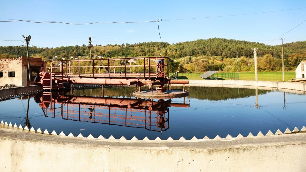 Water, wastewater utility sites in Chortkiv shift to RES sources thanks to donor aid of EUR 515,000