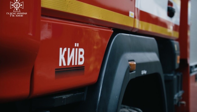 Fire breaks out in apartment building in Kyiv following drone attack, one person killed