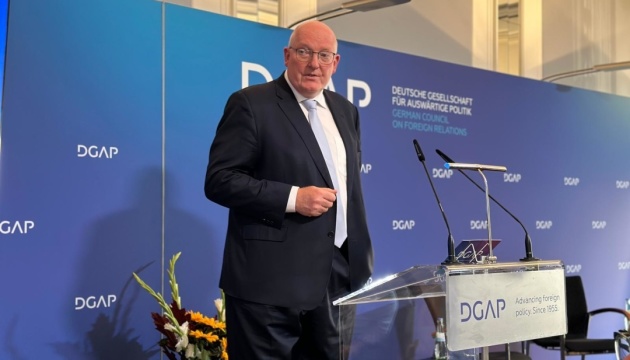 German expert says Trump seeks rapprochement with Russia, views peace in Ukraine only as means to that end