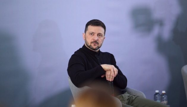 As soon as pressure eases, Russia tries to abandon diplomacy