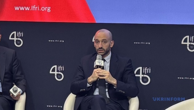 Macron’s position aligns with Trump’s statements on Ukraine war — French Minister