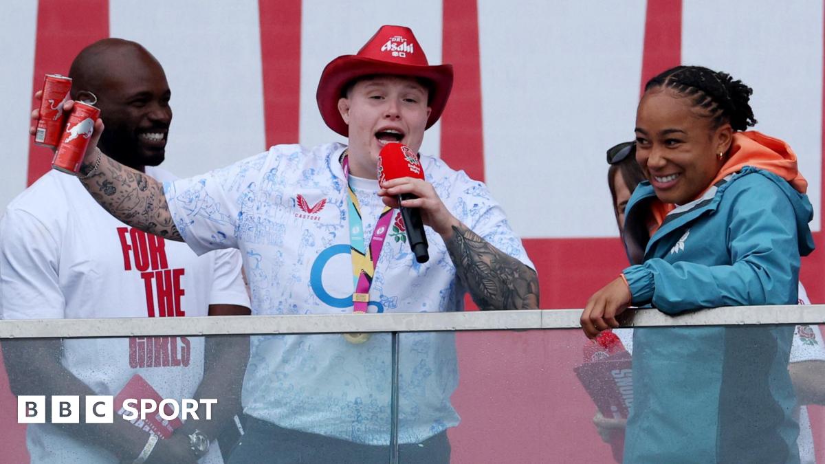 Women’s Rugby World Cup LIVE: Watch as England celebrate at Battersea Power Station