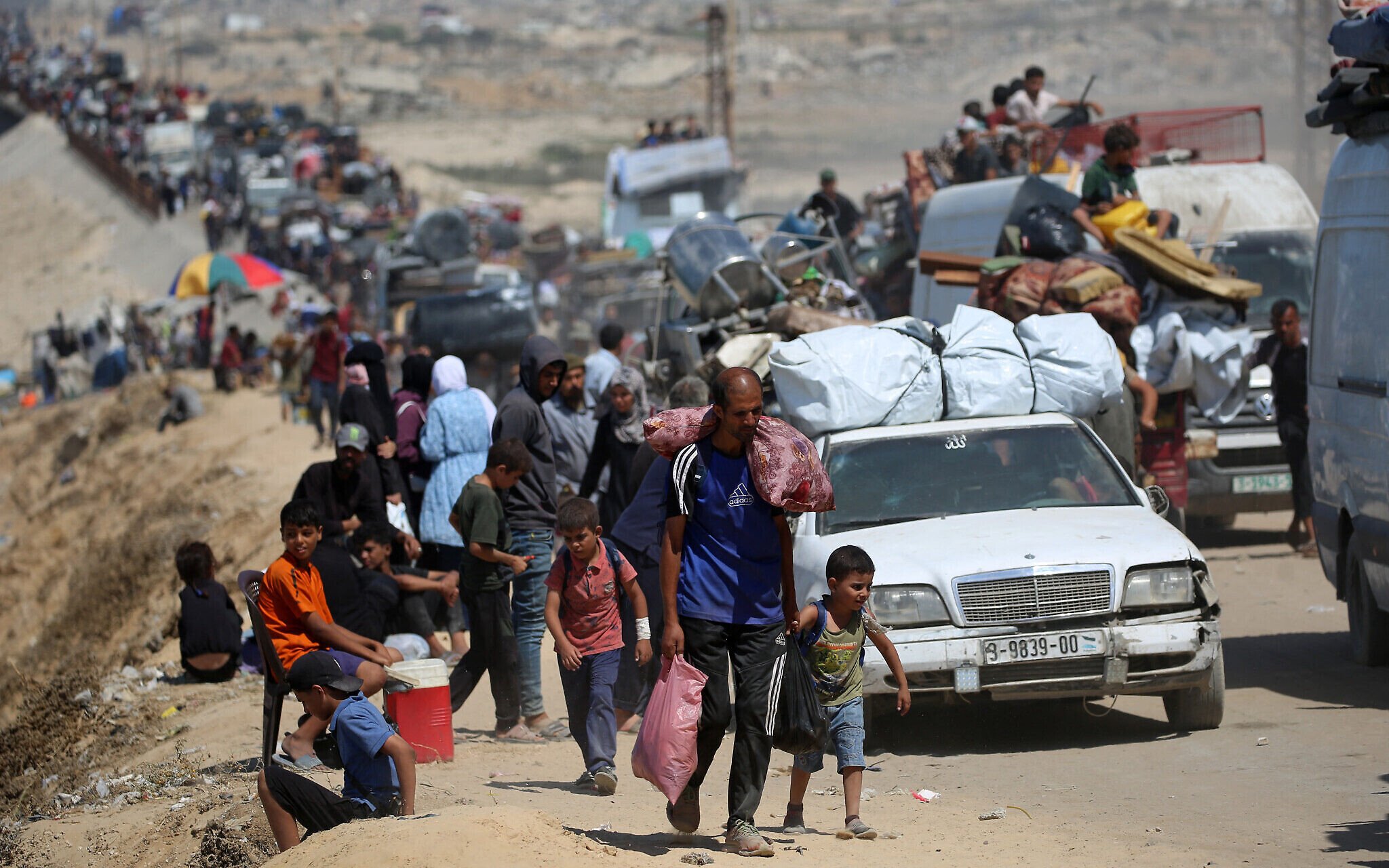 IDF warns will use ‘unprecedented force’ in Gaza City as 480,000 thought to have fled