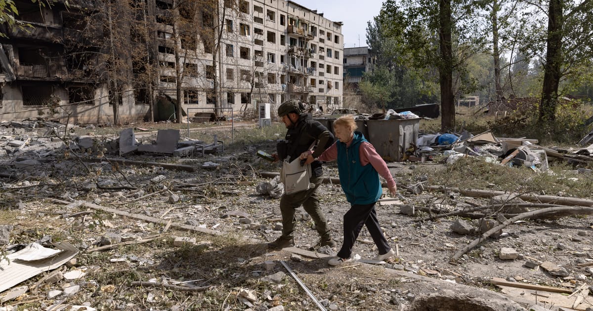 Commission proposes €140B loan to Ukraine using Russian frozen assets – POLITICO