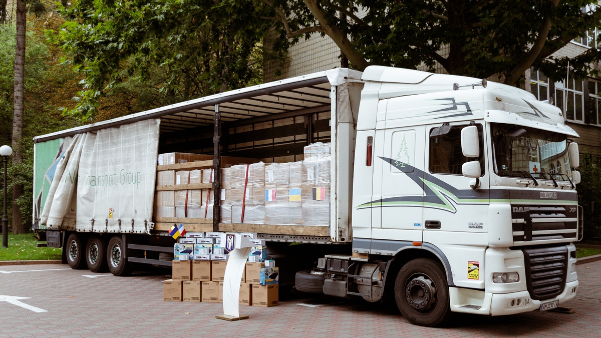 Kyiv receives aid from partners from Belgium, France to equip shelters