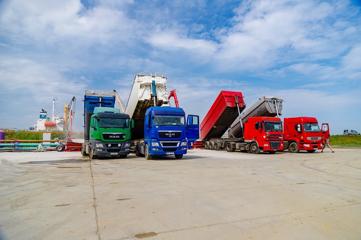 Investment opportunity in a business with growth potential: A multifunctional sea terminal is for sale in the Odesa region, along with a snack food production facility in Kyiv.