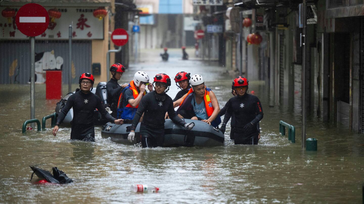 Typhoon Ragasa batters Hong Kong and southern China