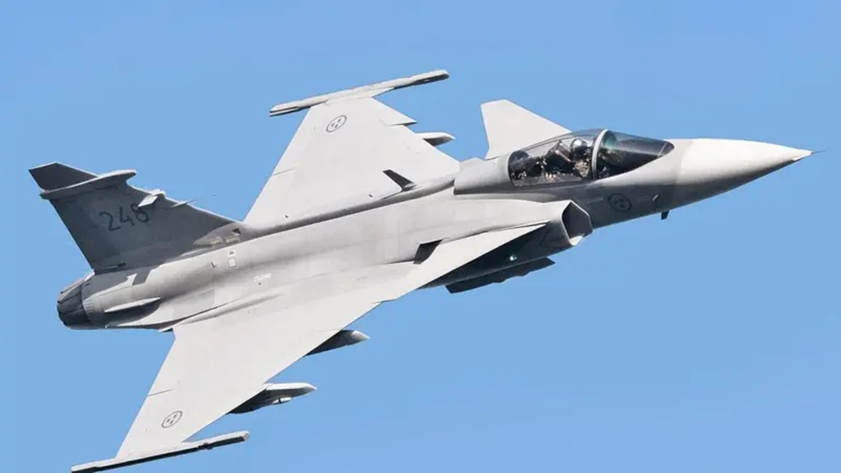 Ukraine expecting Swedish Gripen fighter jets