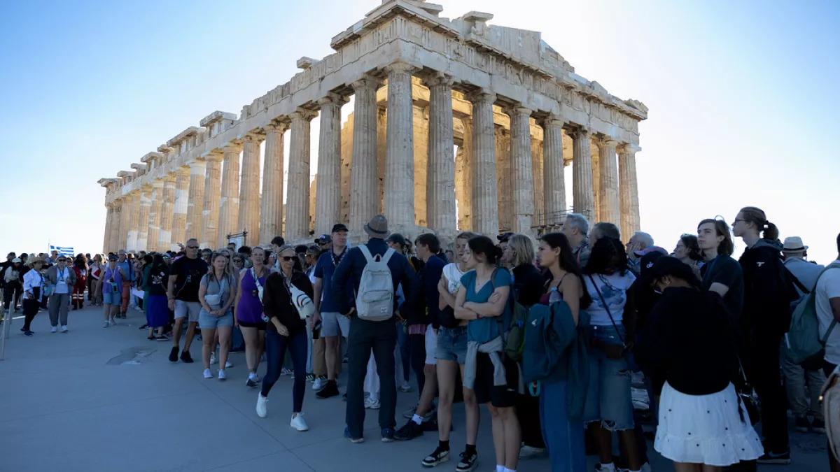 Free view: Greece’s famed Parthenon clear of scaffolding for first time in decades