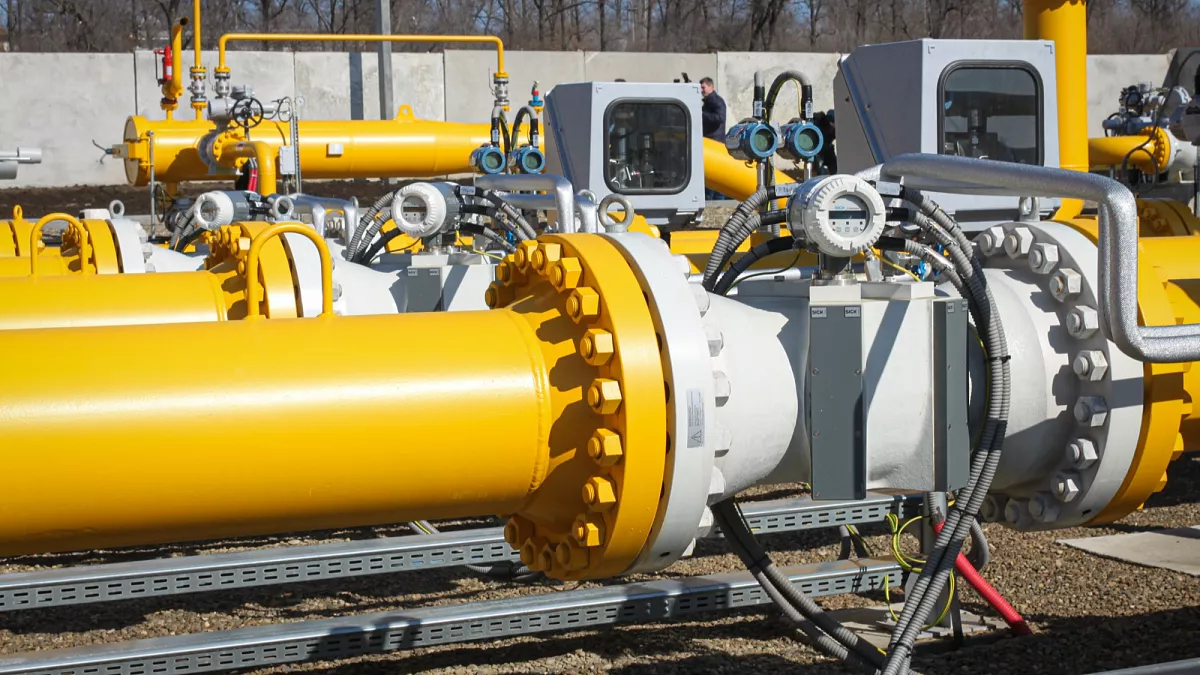 EU energy ministers back Russian energy ban from 2028