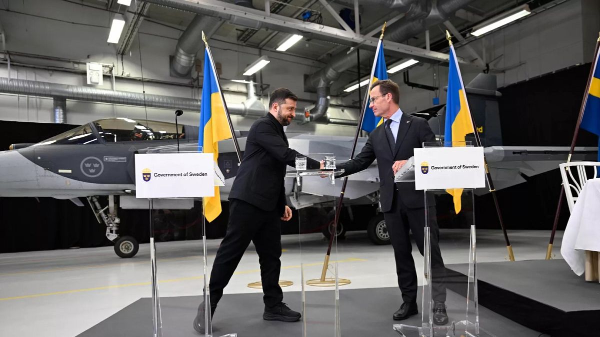 Ukraine and Sweden sign a long-term deal for up to 150 Gripen fighter jets for Kyiv