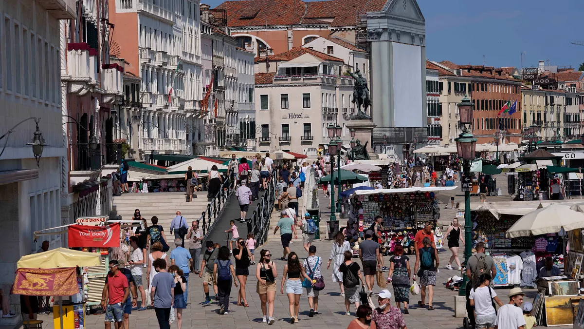 Target 2050: European cities want ‘balanced’ tourism that works for their citizens