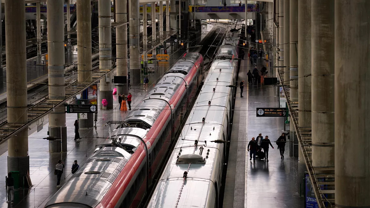 Five-hour Lisbon-Madrid rail link to go ahead by 2030, Portuguese officials say