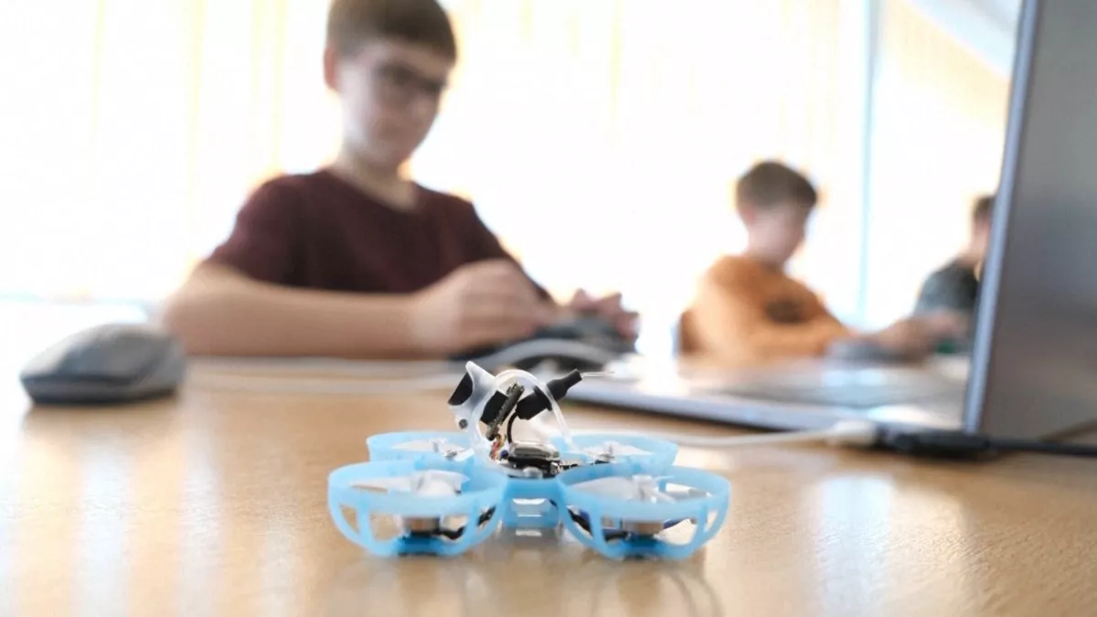 Lithuanian children learn how to build, programme and fly drones in after-school course