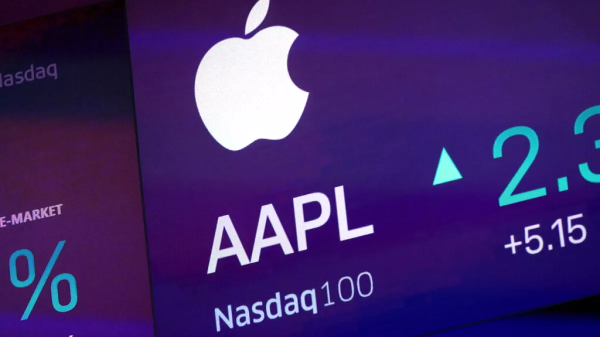 Apple surpasses $4tn market capitalisation after latest iPhone success