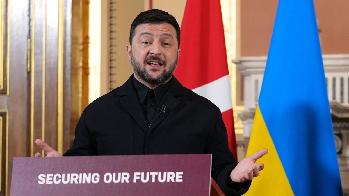 Ukraine’s president urges US to expand sanctions on Russia to force it to peace talks