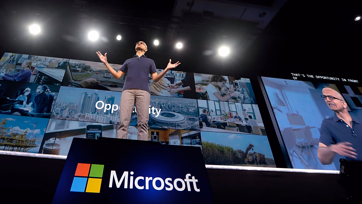 Microsoft beats revenue expectations and invests a further €30bn in AI