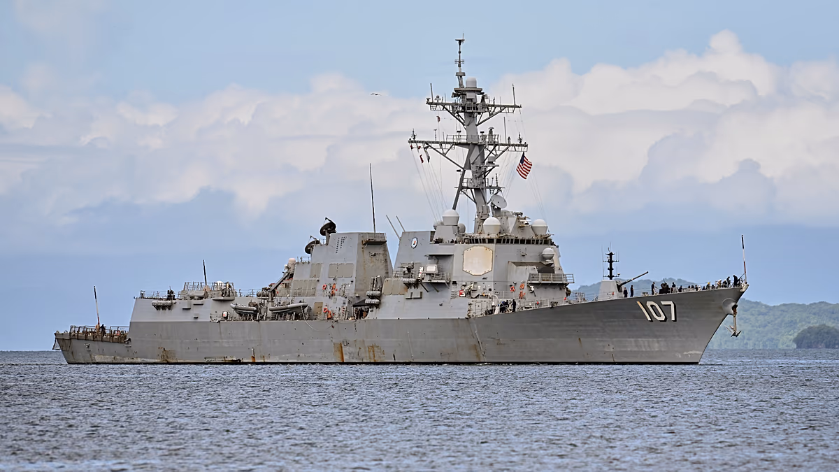 Video. Destroyer USS Gravely leaves Trinidad and Tobago
