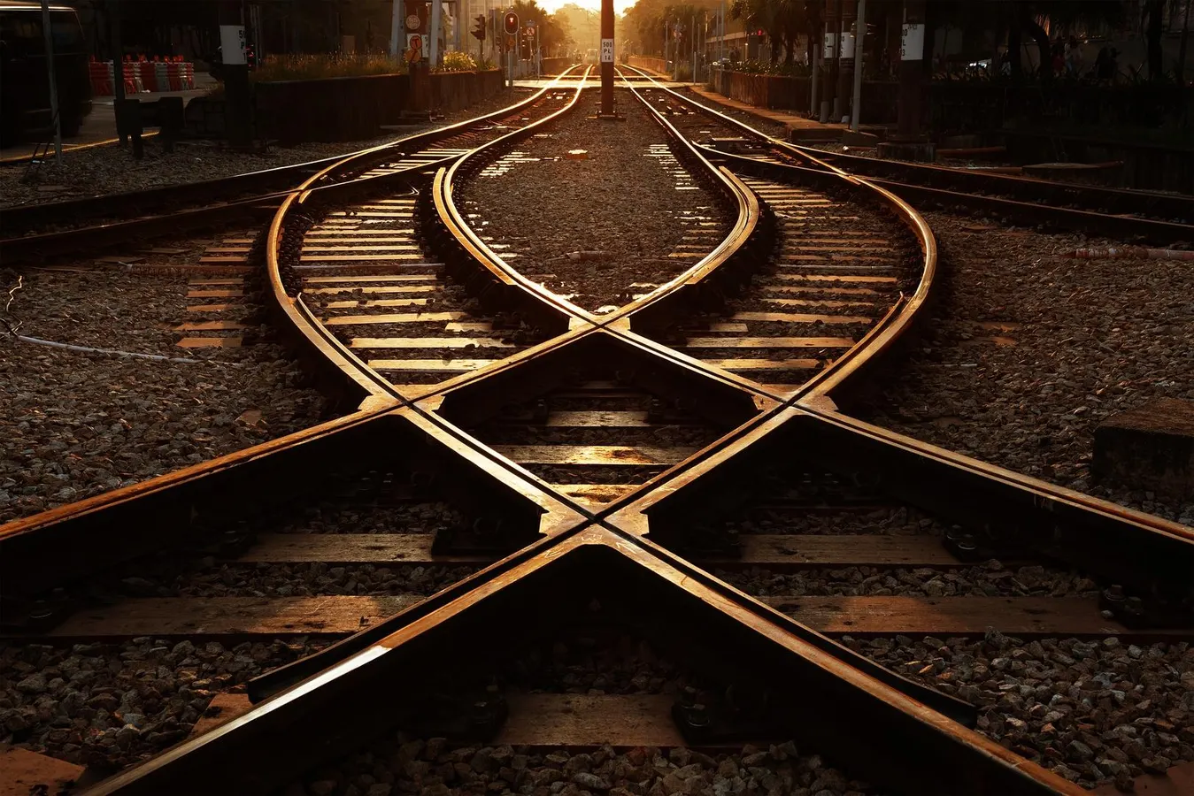 Who Will Build Healthcare’s Most Powerful Platform?