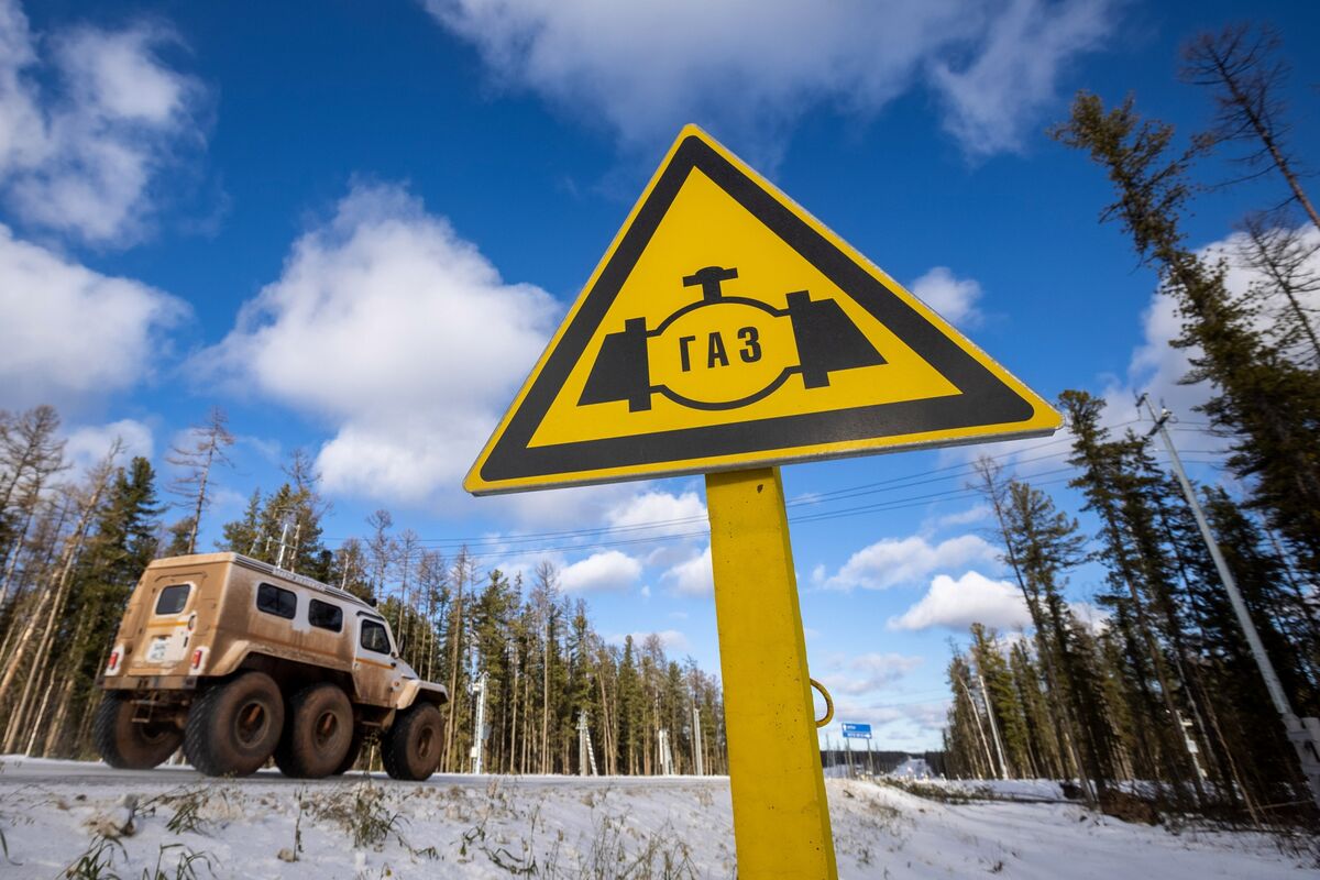 EU Adopts New Sanctions Package That Targets Russian Energy