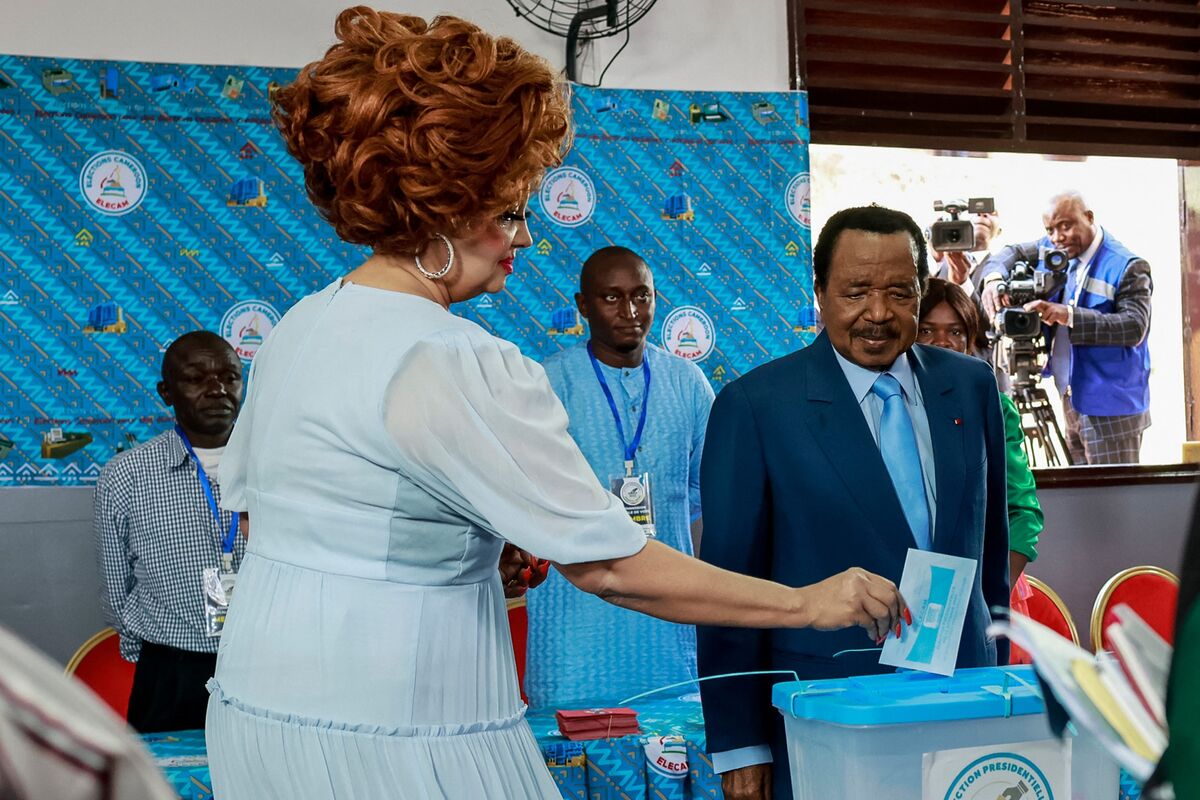 World’s Oldest Ruler Biya Wins Reelection in Cameroon at 92