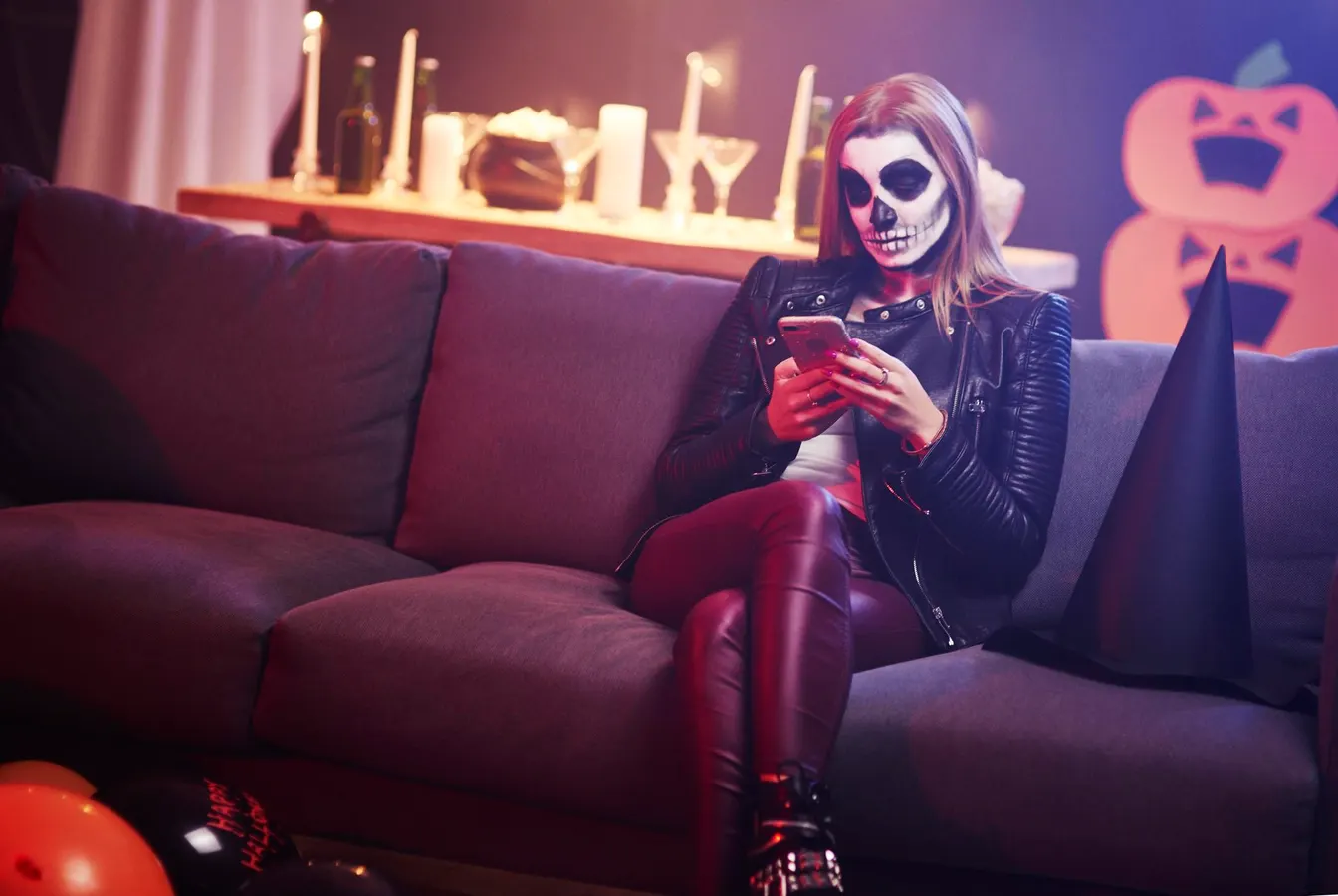 Halloween May Be Even Lonelier For Singles Than Valentine’s Day