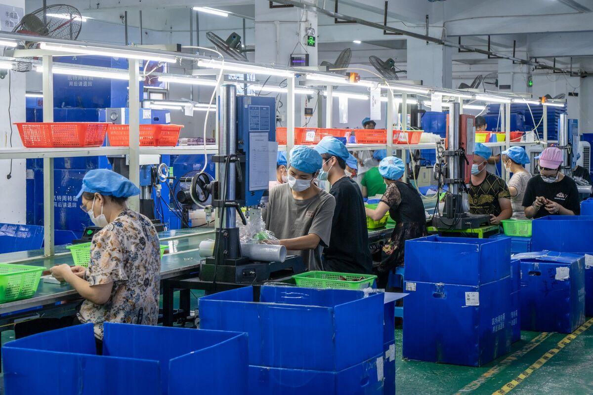 Chinese Exporters Bet That Xi-Trump Tariff Truce Won’t Last