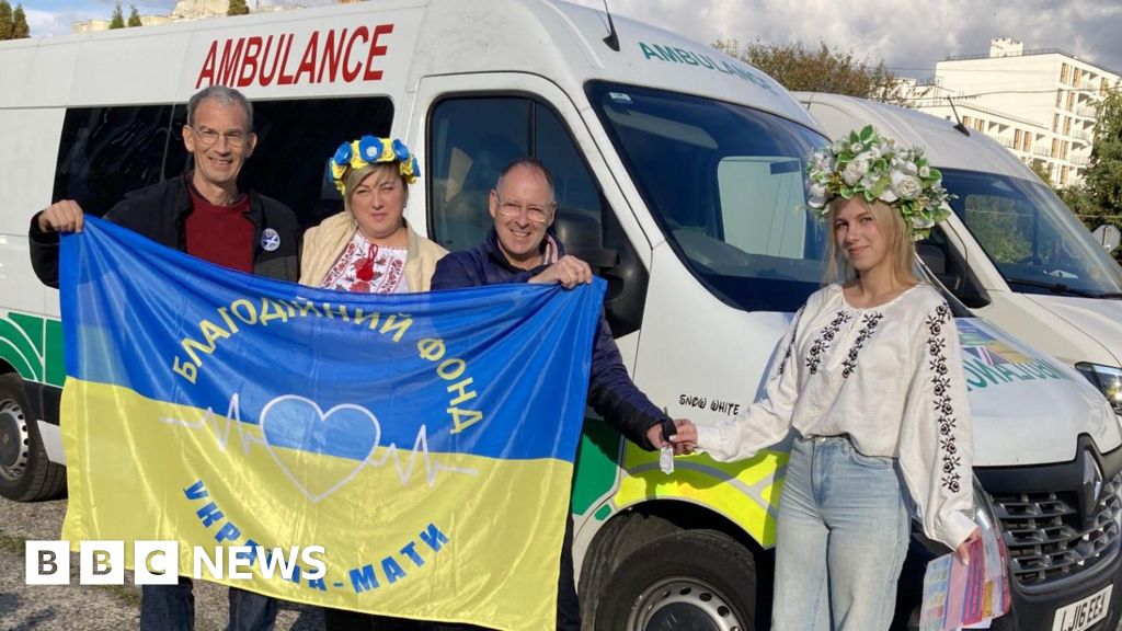 Decommissioned Towcester ambulances bring aid to Ukraine