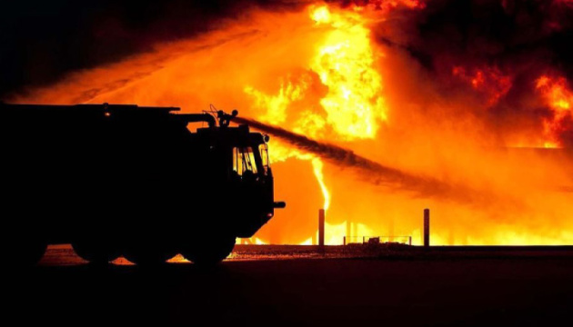 Drone attack damages 11 fuel tanks at Feodosia oil depot