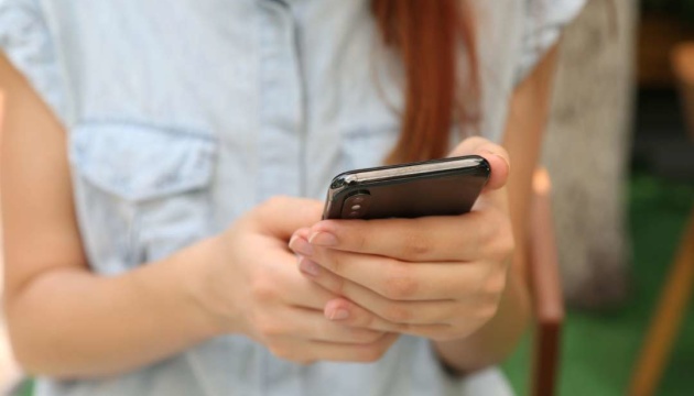 Crimea restricts usage of messaging apps