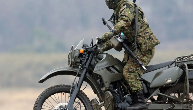 Ukrainian Air Assault Forces hit Russian transport convoy near Kupiansk