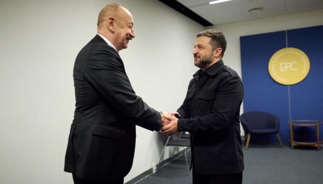 Zelensky discusses energy and defense partnership with Aliyev