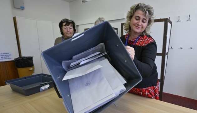 Babiš’s party leads after over half of votes counted