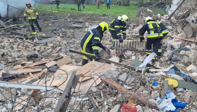 Death toll climbs to four, four injured