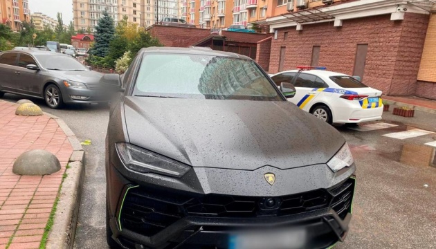 Man found dead in car in Kyiv identified as head of trading academy