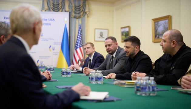 Zelensky meets with Patriot system manufacturer