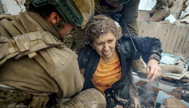 Woman rescued from under rubble in Kostiantynivka