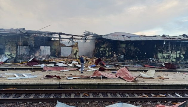 Russians attack railway infrastructure in two regions