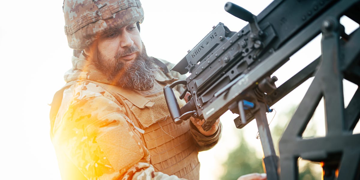 Ukraine’s War Surges Demand for Century-Old Heavy Machine Gun