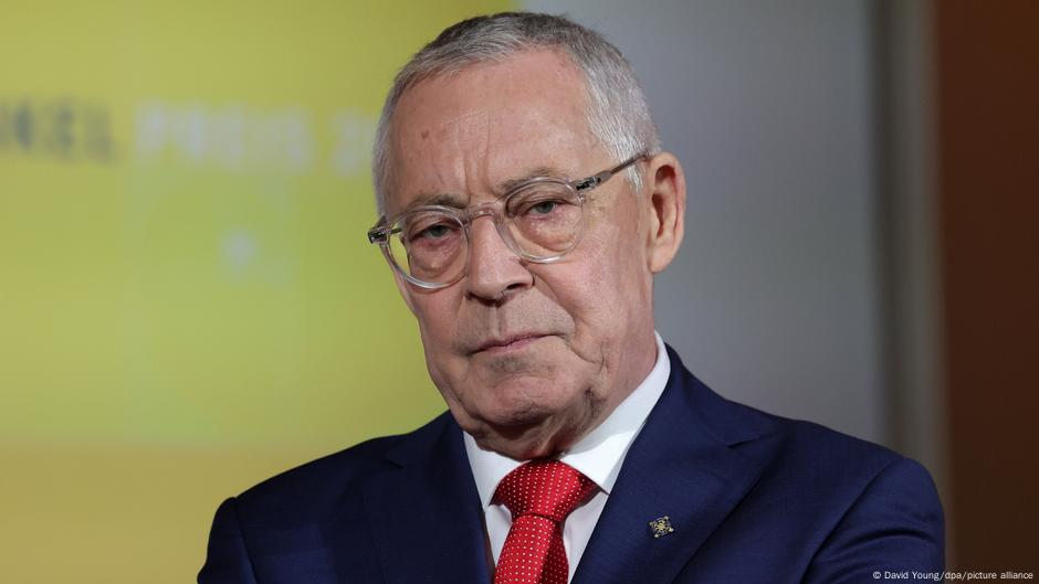 Europe needs a free Ukraine – DW – 10/17/2025