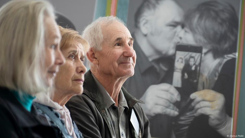 For Ukrainian seniors, discerning disinformation gets easier