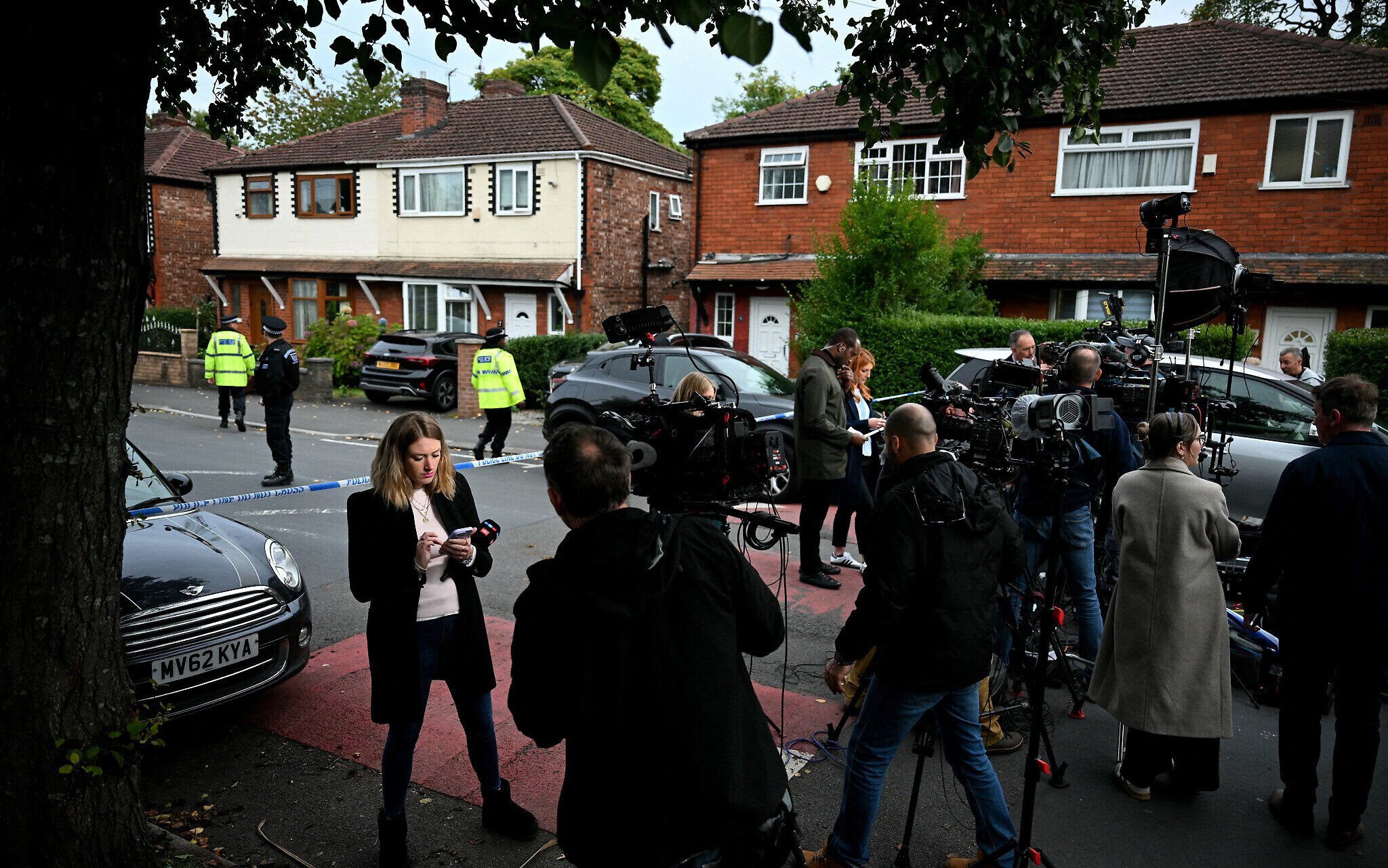 Manchester attacker named; Starmer: Suspect ‘attacked Jews because they are Jews’