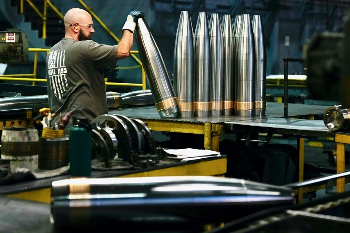 Offering a reparations loan to Kyiv benefits the EU defense sector, as the US suggests moving $10B each month from Russia’s frozen assets to Ukraine.