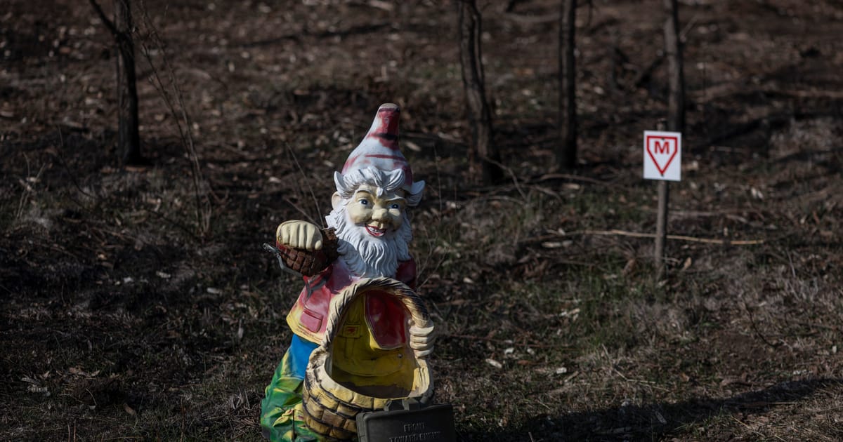 The politics of small garden ornaments – POLITICO