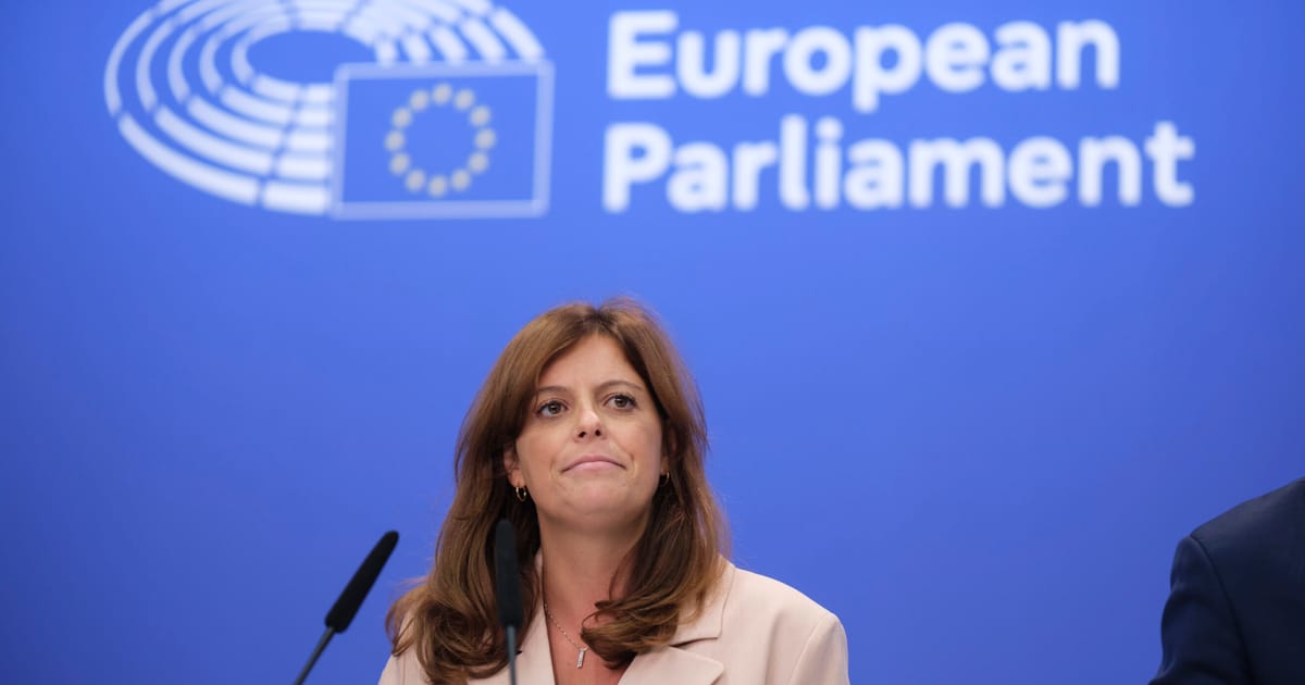 European Parliament shields left-wing lawmaker from prosecution in Orbán’s Hungary – POLITICO